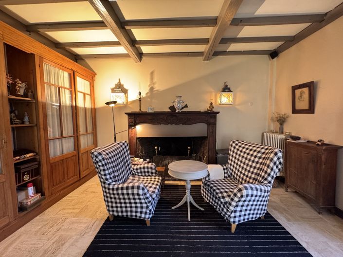 Image No.12-4 Bed House for sale