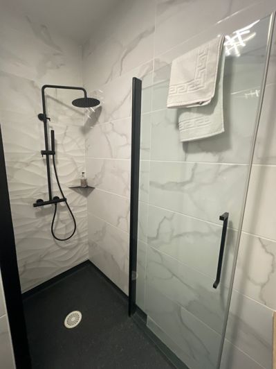 Image No.19-8 Bed House for sale