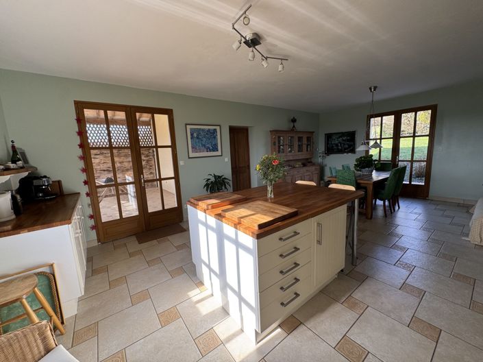 Image No.5-4 Bed House for sale