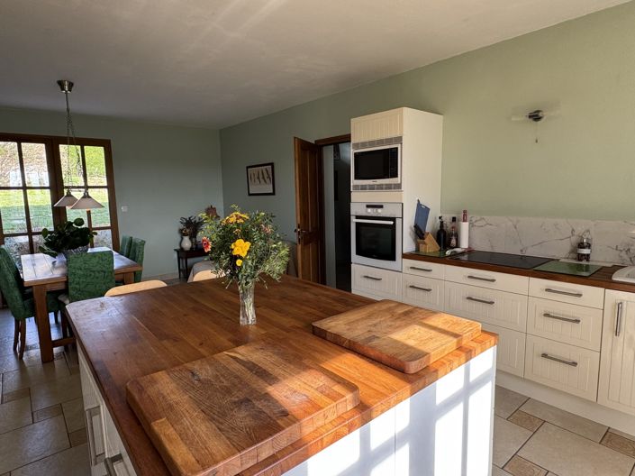 Image No.6-4 Bed House for sale