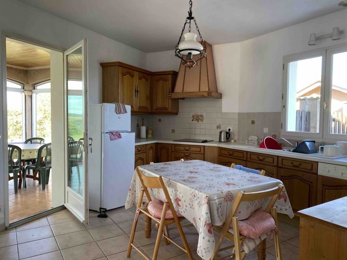 Image No.11-3 Bed House for sale