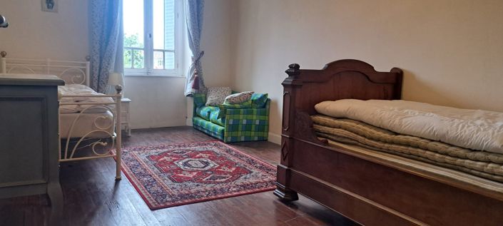 Image No.30-5 Bed House for sale