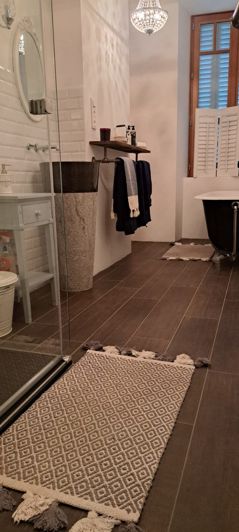 Image No.35-5 Bed House for sale