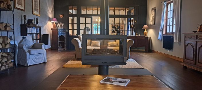 Image No.6-5 Bed House for sale