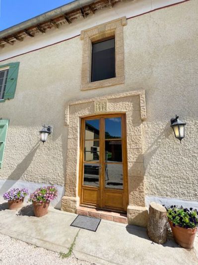 Image No.15-3 Bed House for sale