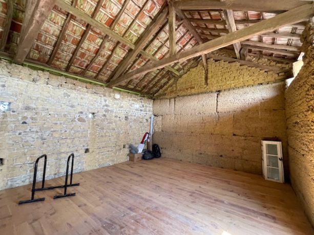 Image No.28-3 Bed House for sale