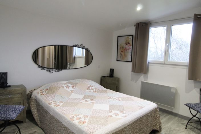 Image No.21-5 Bed House for sale