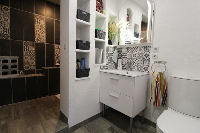 Image No.22-5 Bed House for sale