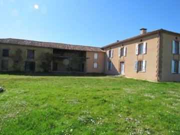 maison-ancienne-5-pieces-castelnau-magnoac-65