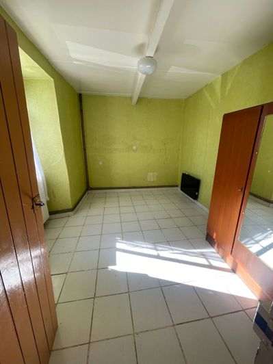 Image No.40-5 Bed House for sale