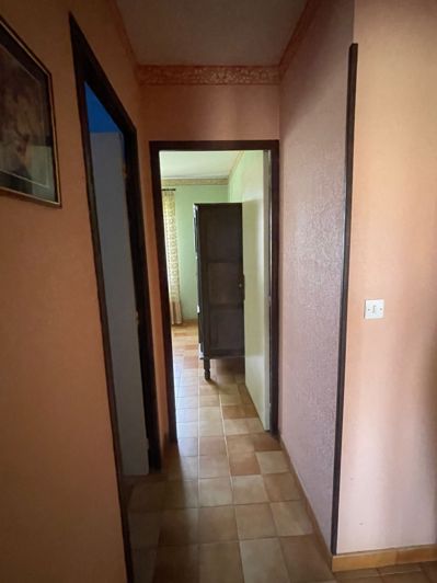 Image No.22-3 Bed House for sale