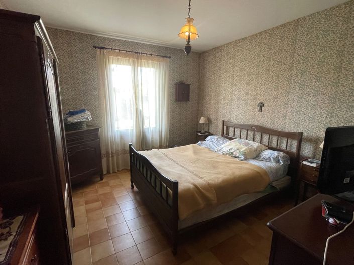 Image No.25-3 Bed House for sale