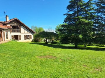 maison-individuelle-6-pieces-saint-lezer-6550