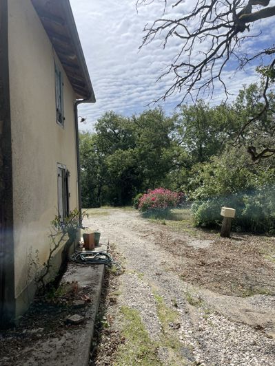 Image No.9-Maison de 2 chambres à vendre à Simorre