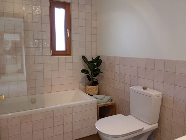 Image No.21-4 Bed House for sale