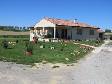 1 - Castelnau-Magnoac, Villa