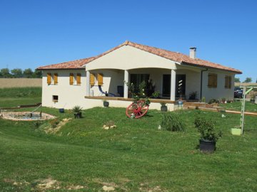 maison-villa-4-pieces-castelnau-magnoac-65230