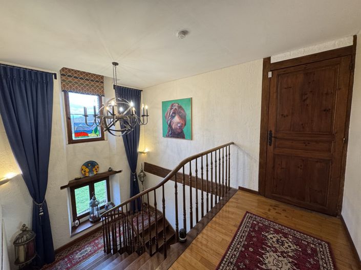 Image No.20-6 Bed House for sale