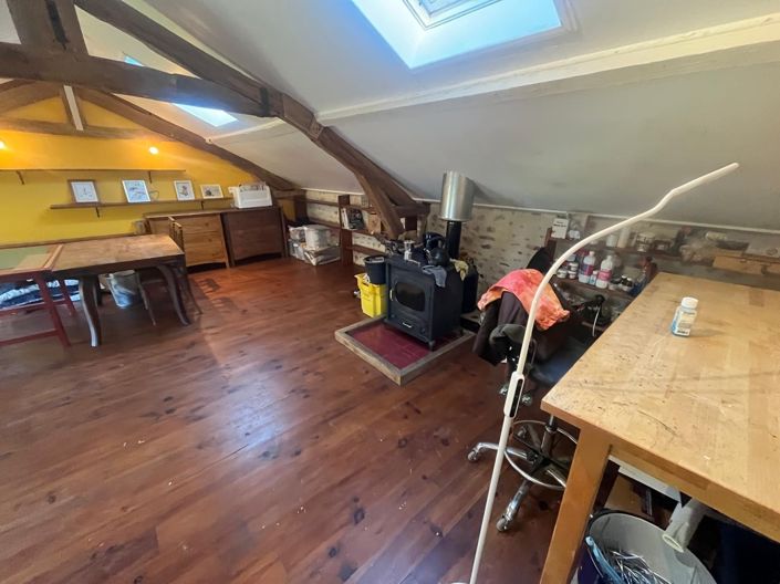 Image No.46-6 Bed House for sale