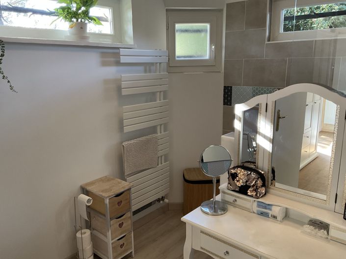 Image No.14-4 Bed Country House for sale