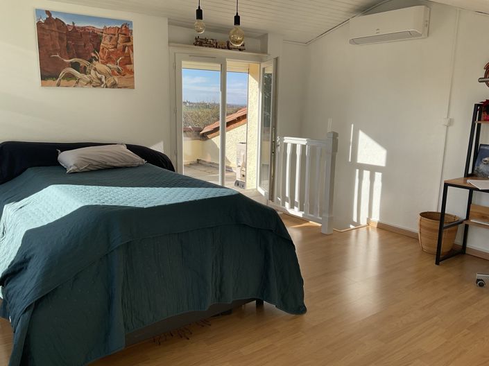 Image No.20-4 Bed Country House for sale