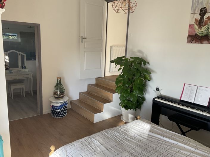 Image No.33-4 Bed Country House for sale