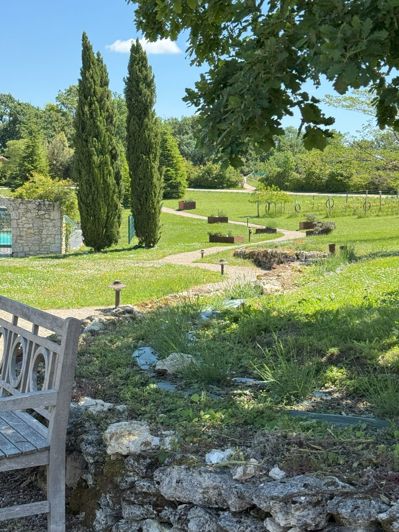 Image No.5-11 Bed Property for sale