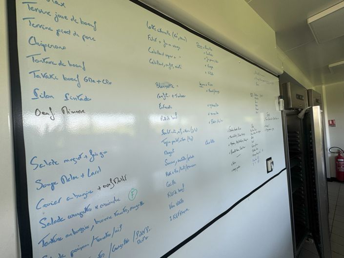 Image No.50-11 Bed Property for sale