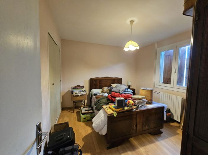 Image No.27-6 Bed House for sale