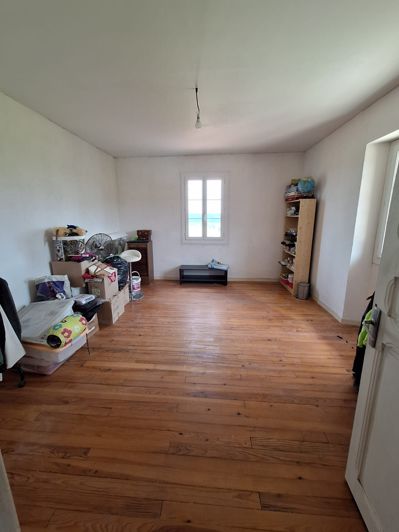 Image No.91-6 Bed House for sale