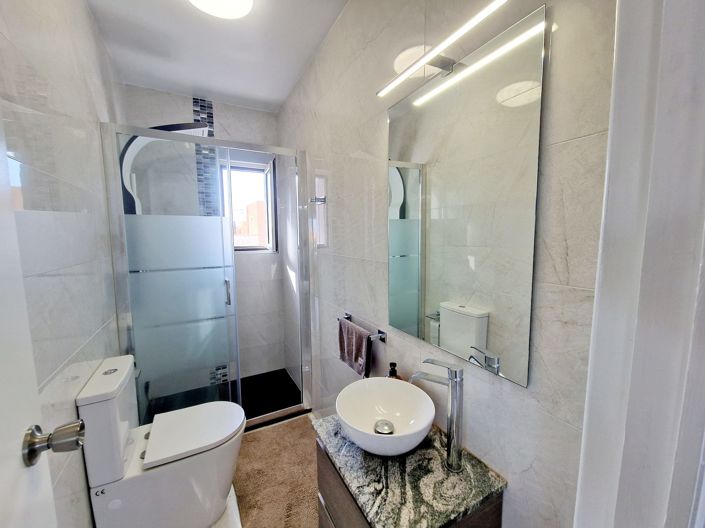 Image No.15-4 Bed Villa for sale