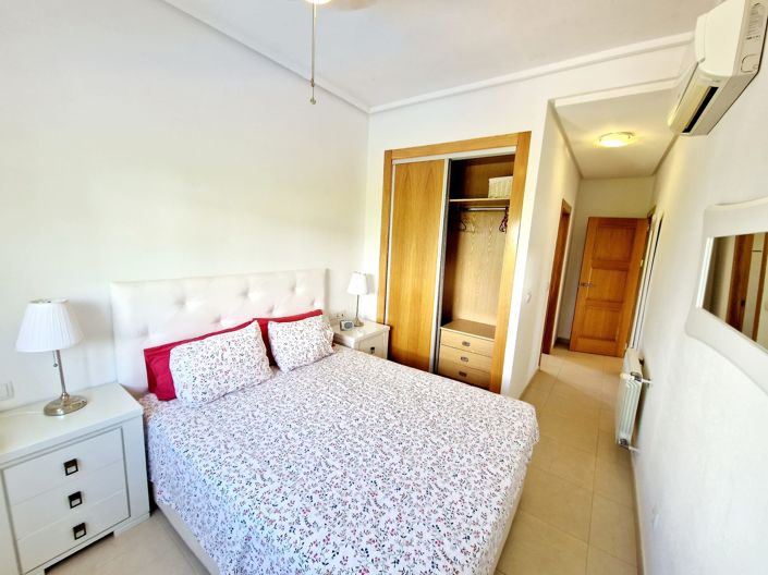 Image No.20-2 Bed Villa for sale