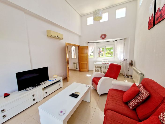 Image No.7-2 Bed Villa for sale