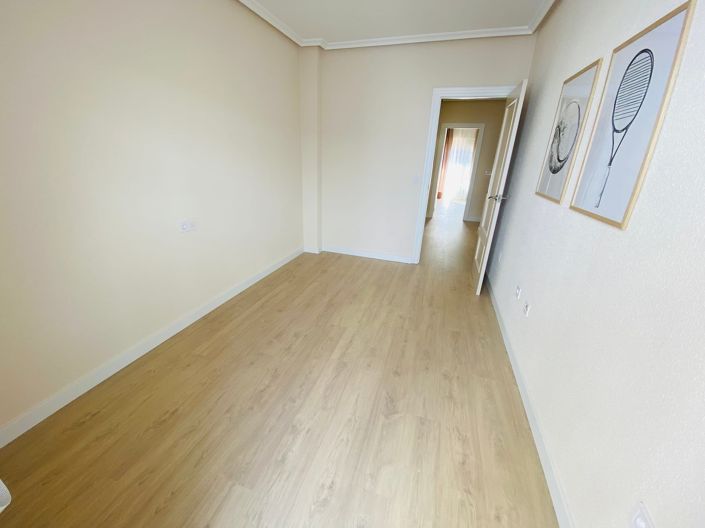 Image No.28-Villa de 3 chambres à vendre à Roldan