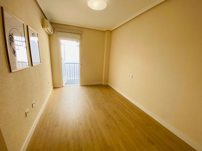 Image No.29-Villa de 3 chambres à vendre à Roldan