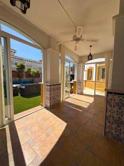 Image No.25-4 Bed Villa for sale