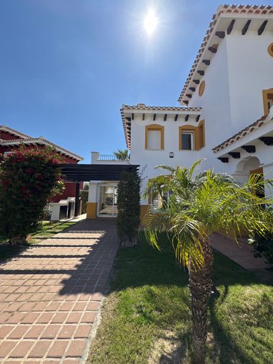 Image No.4-4 Bed Villa for sale