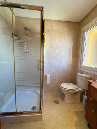 Image No.41-4 Bed Villa for sale