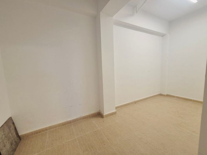 Image No.20-2 Bed Townhouse for sale