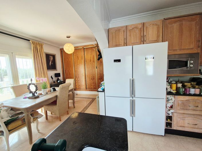 Image No.12-3 Bed Villa for sale