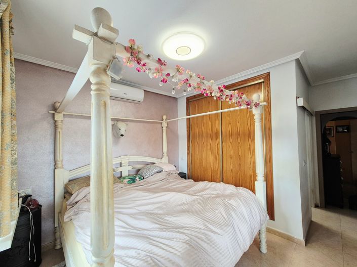 Image No.18-3 Bed Villa for sale