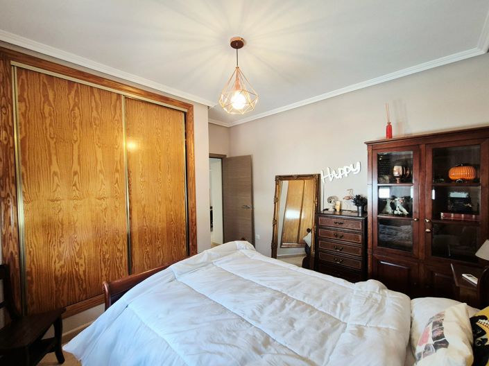 Image No.20-3 Bed Villa for sale