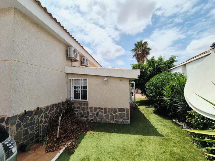 Image No.23-3 Bed Villa for sale