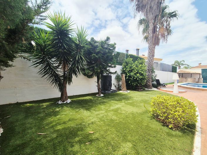 Image No.34-3 Bed Villa for sale