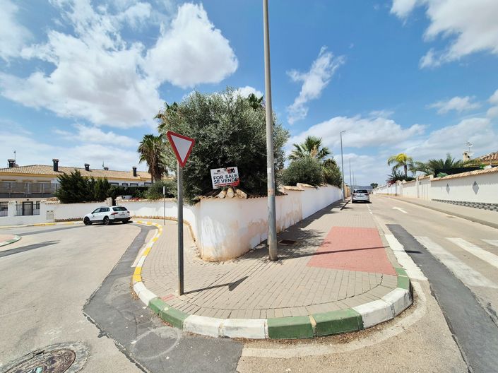 Image No.35-3 Bed Villa for sale