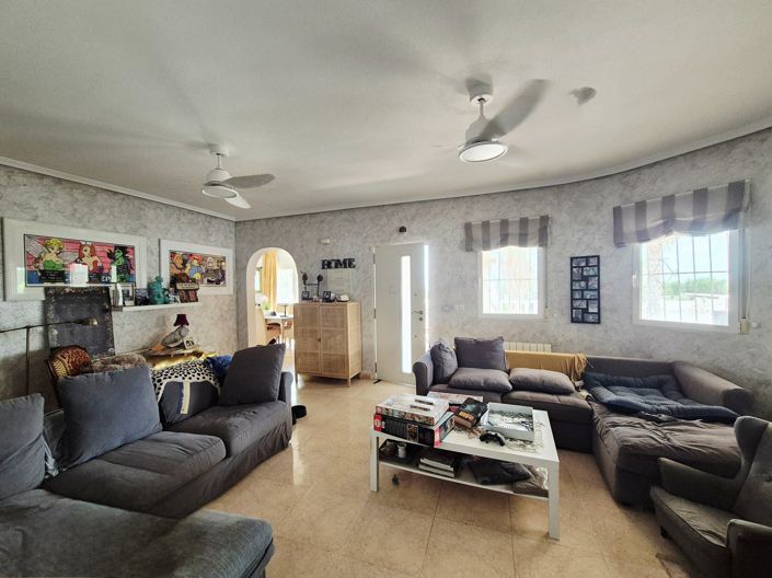 Image No.8-3 Bed Villa for sale