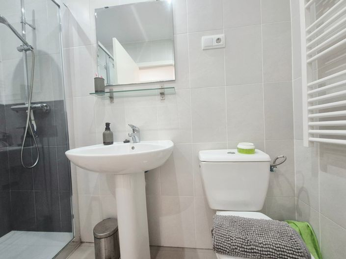 Image No.11-2 Bed Apartment for sale