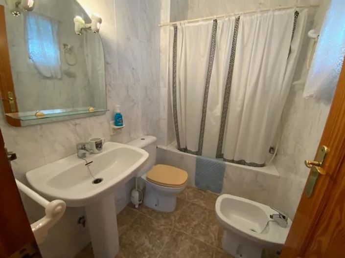 Image No.17-3 Bed Duplex for sale