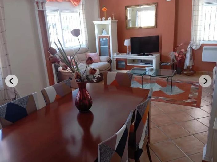 Image No.11-3 Bed Townhouse for sale