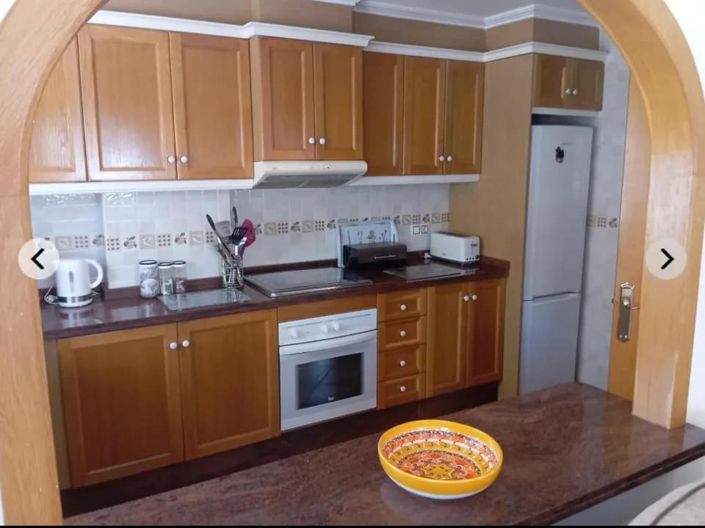 Image No.13-3 Bed Townhouse for sale